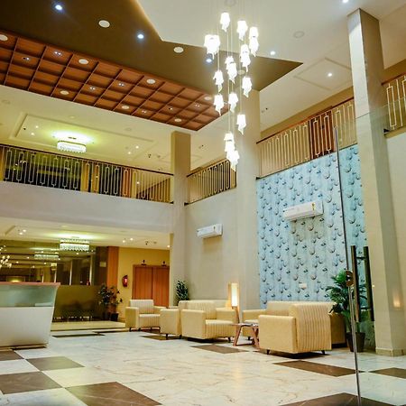 Hotel Maa Bhagwati Palace Khandwa Exterior photo